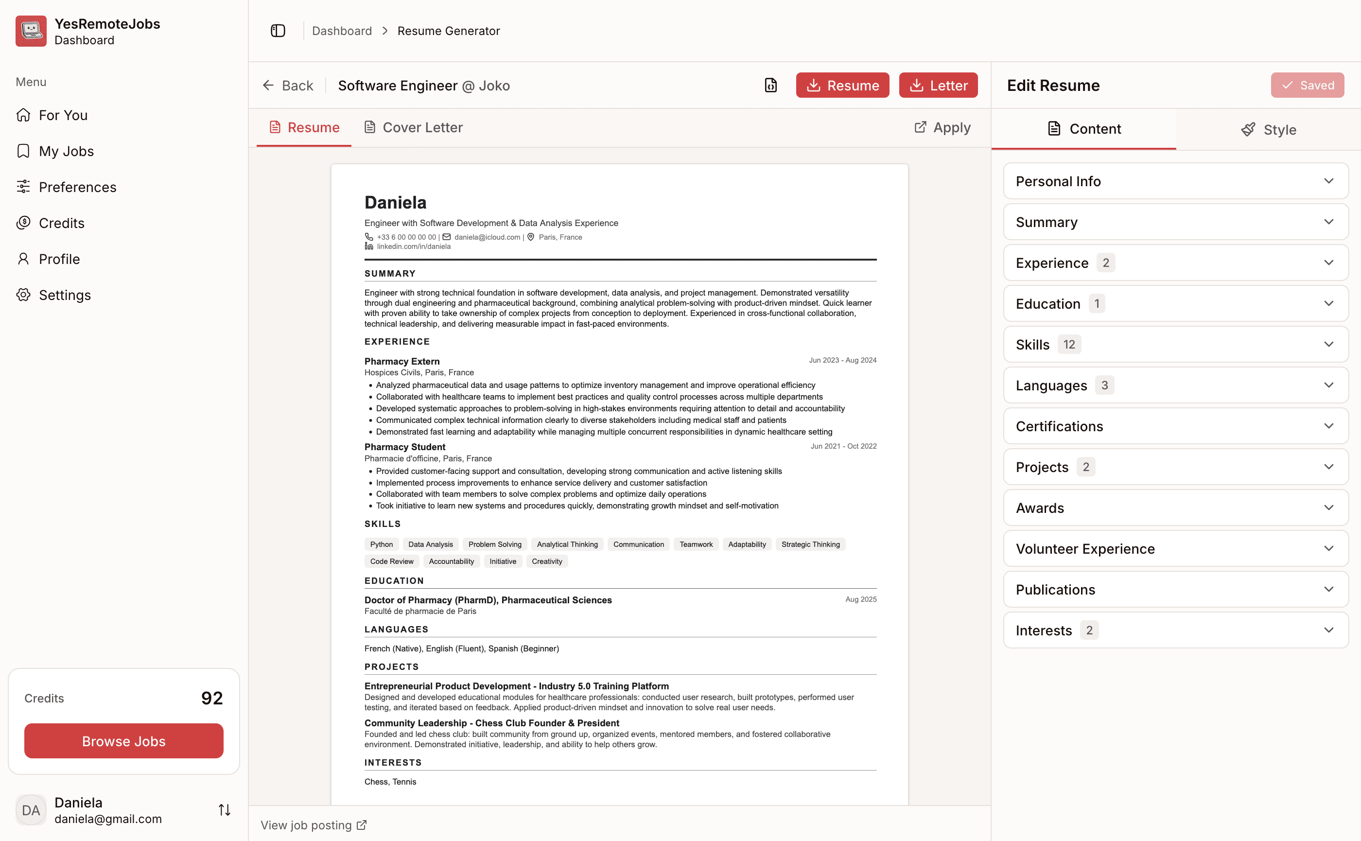 Resume editor with content and style customization